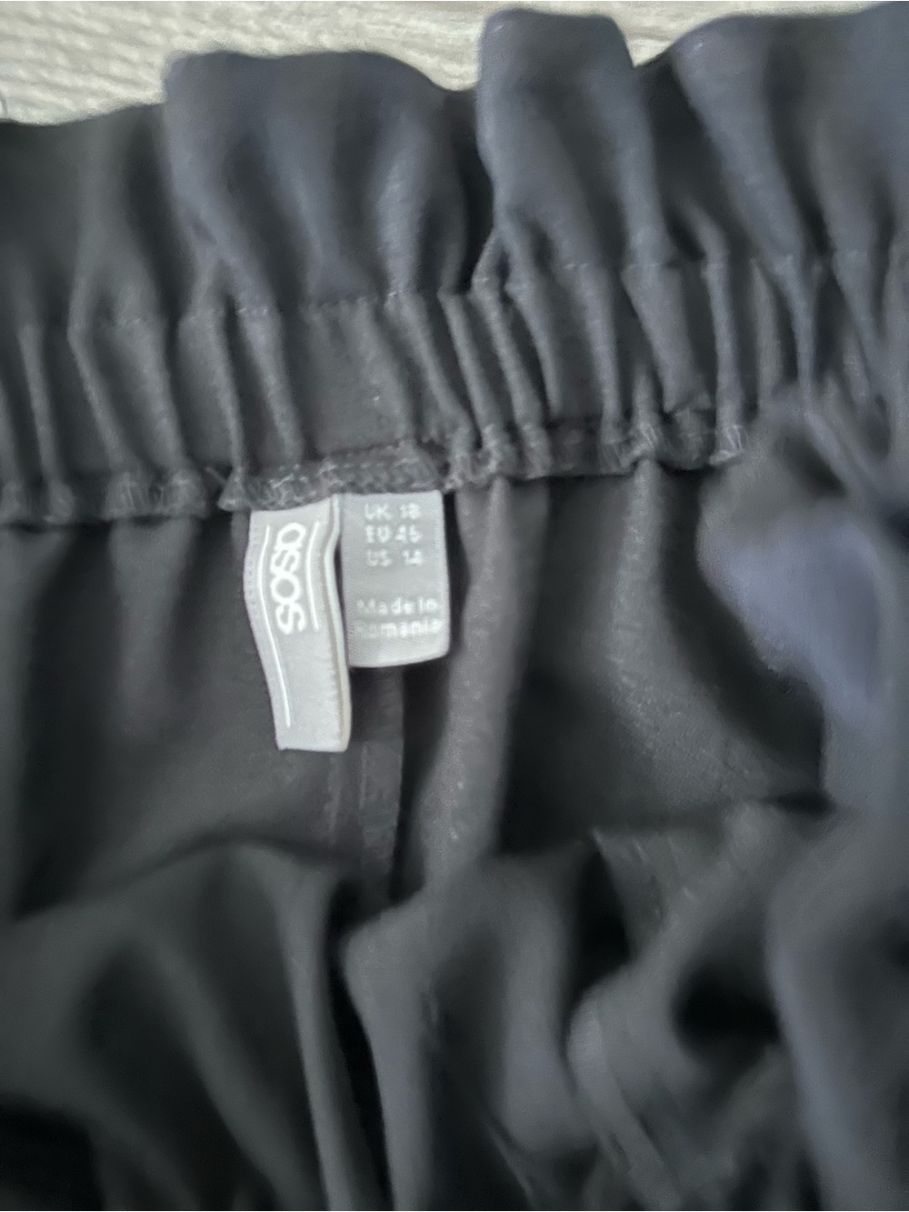 ASOS Black Paperbag Waist Skirt - Picture 3 of 3